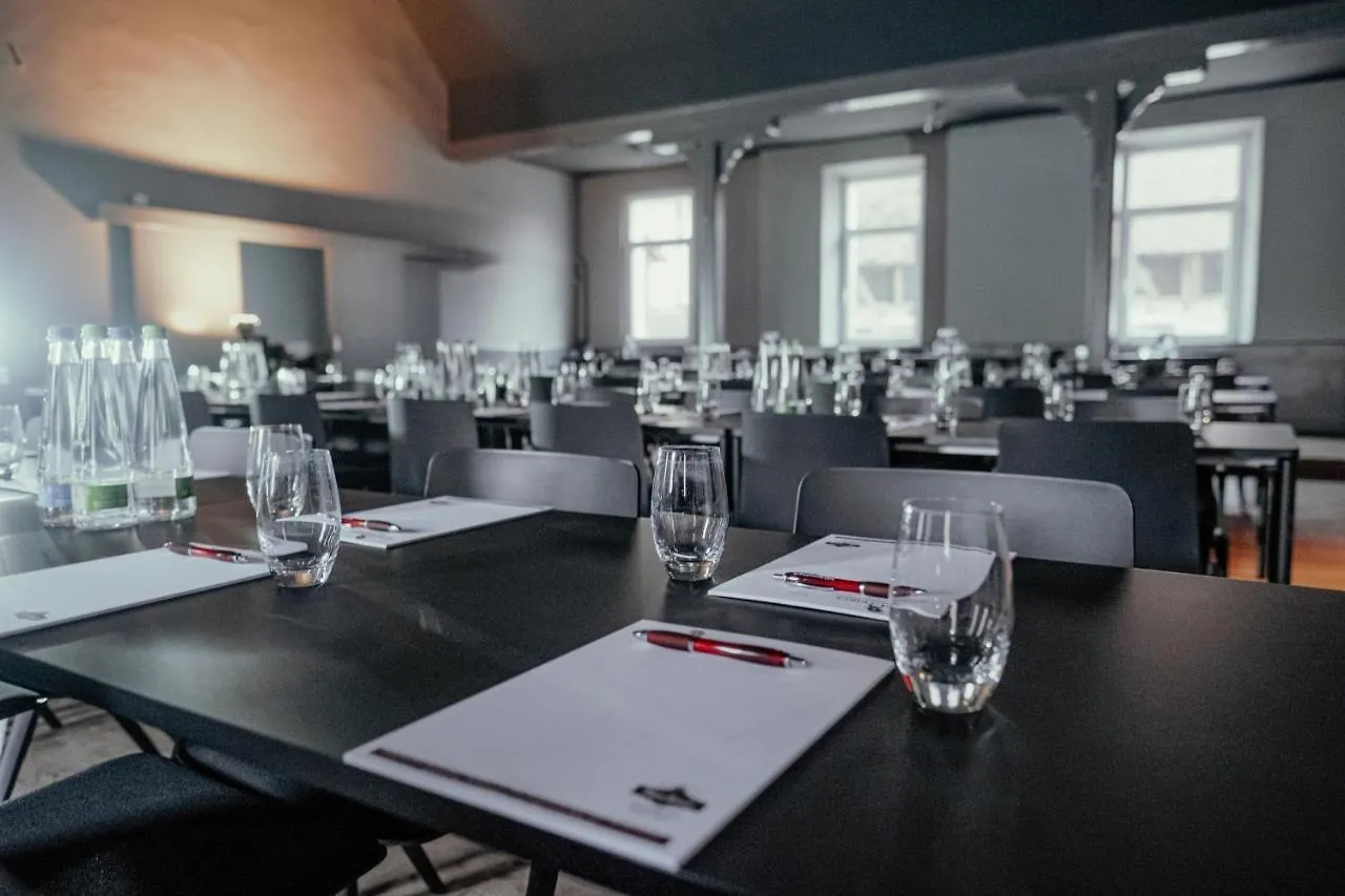 ***  Hotel Riesengebirge Neuhof an der Zenn ドイツ